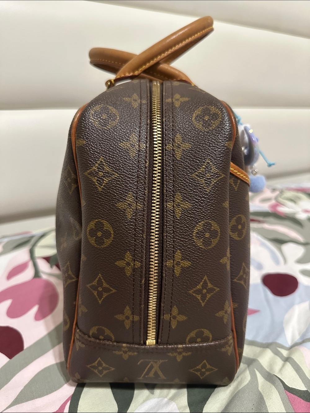Louis Vuitton Deauville - Picture 4 of 14